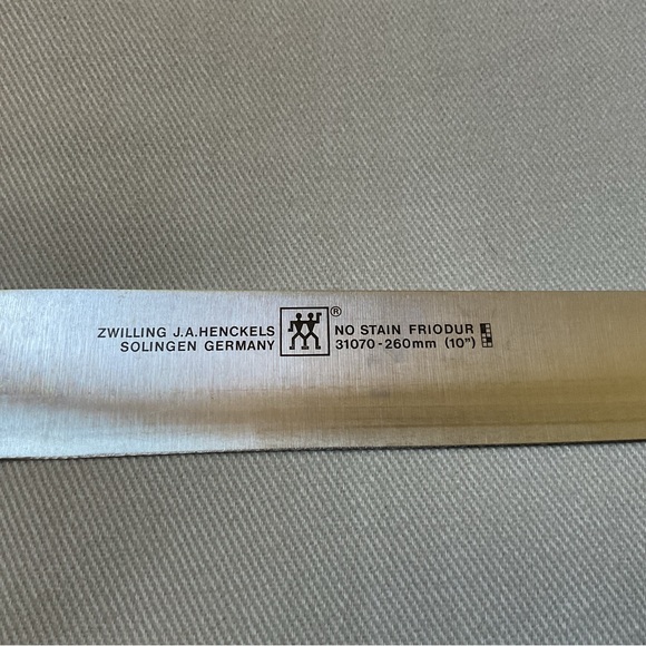 Zwilling J.A. Henckels Solingen Germany Slicing Knife 31070-260mm 10” - Picture 3 of 5